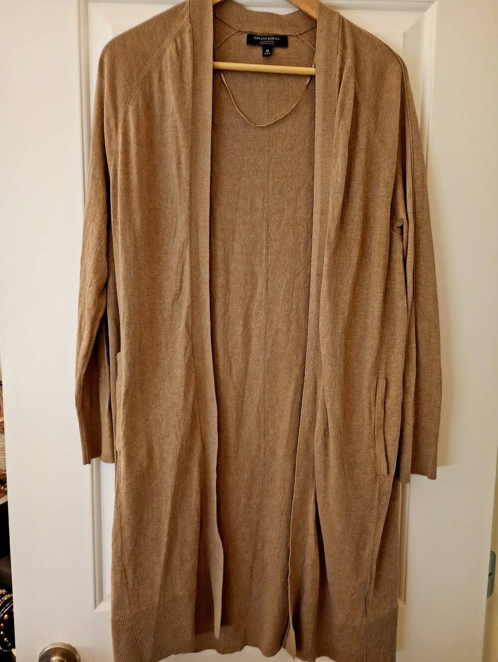 Banana Republic | 80% Silk/Cotton Blend Long Open-Front Tan Cardigan | M